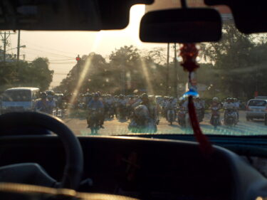 ベトナムからカンボジアへ